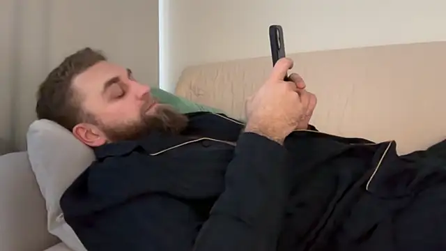 Bear bear  online show from 02-25-26, 02:39