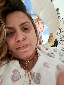 Snapshot of OliviaLewis chatting on 02-24-25, 04:27 OliviaLewis online show from 02-24-25, 04:27