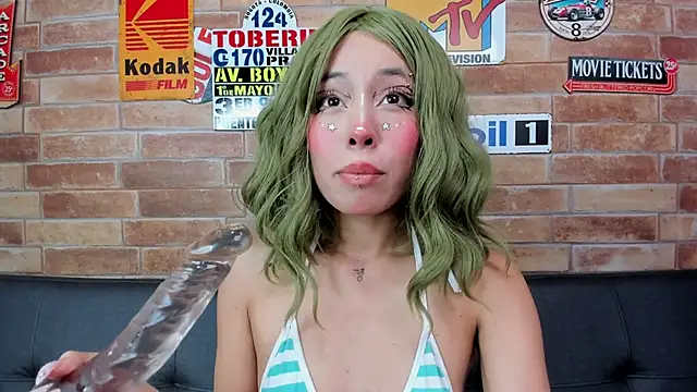 Snapshot of miss__maria chatting on 02-28-26, 02:17 miss maria online show from 02-28-26, 02:17