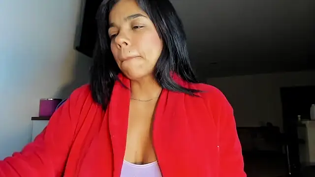 victoriachicas online show from 10-10-25, 08:37