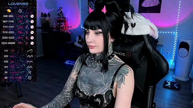 RachelQueen  online show from 02-23-25, 11:11