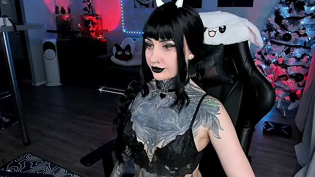 RachelQueen  online show from 02-04-25, 02:21