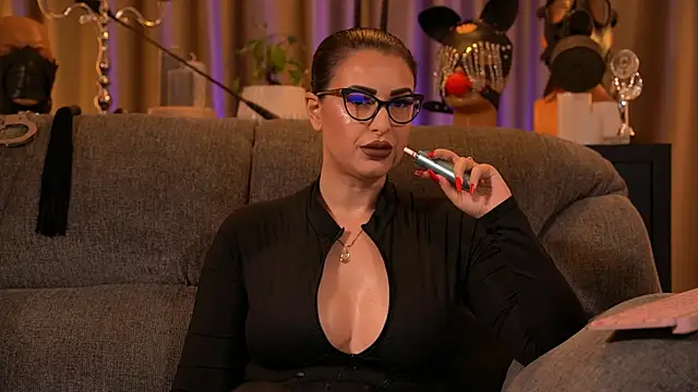 kelly kent online show from 11-17-25, 12:47