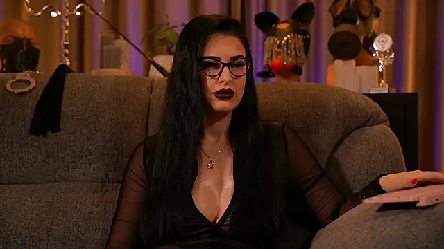 kelly kent online show from 11-11-25, 12:38