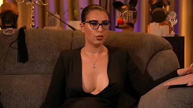 kelly kent online show from 11-22-25, 11:58