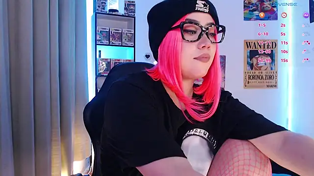 Emmy Ruiz online show from 04-19-26, 02:23