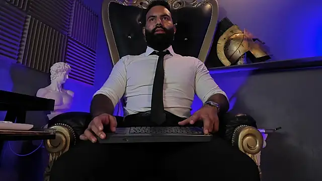 BeardAndrew online show from 11-07-25, 01:32