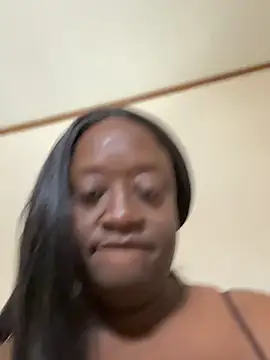 Katiefyi online show from 04-12-26, 03:04