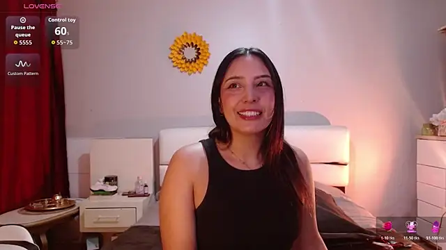 Snapshot of Freyja_soh chatting on 02-08-26, 06:49 Freyja soh online show from 02-08-26, 06:49