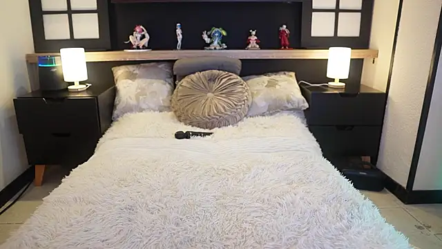 Scarlett collins02 online show from 11-18-25, 01:10