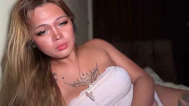 Claire Brooke online show from 12-19-25, 02:08