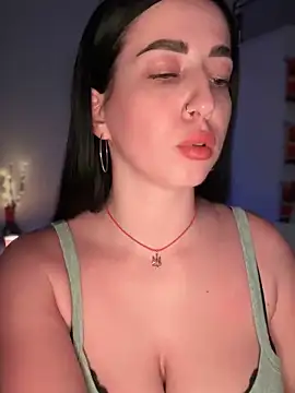 Emylia online show from 12-16-24, 07:00