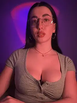 Emylia online show from 02-20-25, 07:30