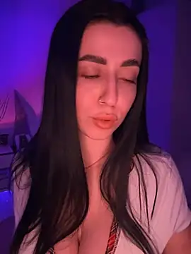 Emylia online show from 01-17-25, 07:27