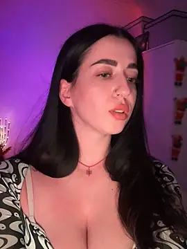 Emylia online show from 12-13-24, 11:39