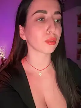 Emylia online show from 12-15-24, 01:02