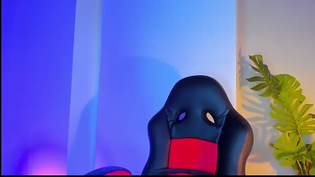 Gretta Queen online show from 04-14-26, 06:35