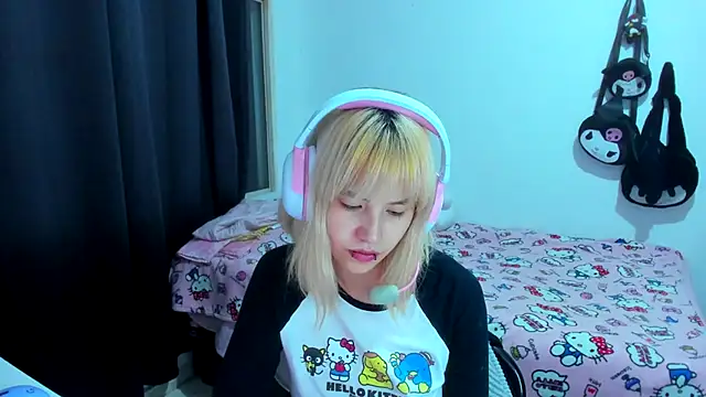 Akane-Mou online show from 12-04-25, 04:22