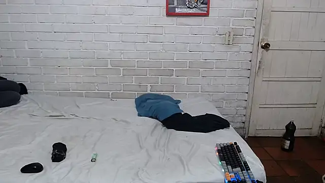 valeriaswang Lucas online show from 04-18-26, 04:53