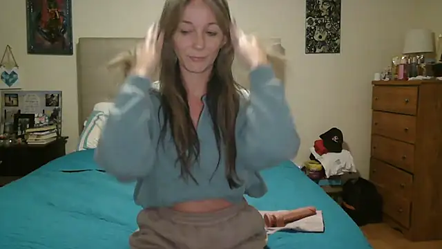 Heyitsmee33 online show from 04-02-26, 10:00