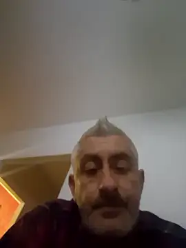 Snapshot of cuci45 chatting on 02-13-26, 08:42 cuci45 online show from 02-13-26, 08:42