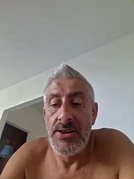 Snapshot of cuci45 chatting on 07-01-26, 01:55 cuci45 online show from 07-01-26, 01:55