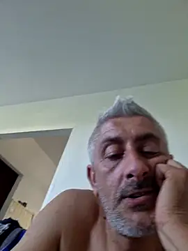 Snapshot of cuci45 chatting on 04-24-26, 02:41 cuci45 online show from 04-24-26, 02:41
