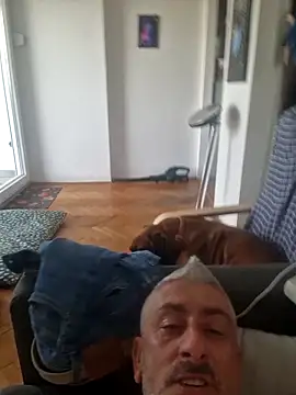 Snapshot of cuci45 chatting on 02-14-26, 08:47 cuci45 online show from 02-14-26, 08:47