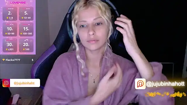 Snapshot of jujubinhahot chatting on 10-16-25, 02:20 jujubinhahot online show from 10-16-25, 02:20