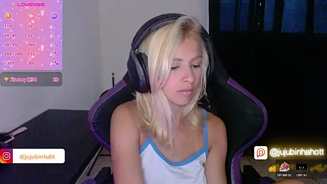 Snapshot of jujubinhahot chatting on 11-22-25, 09:13 jujubinhahot online show from 11-22-25, 09:13