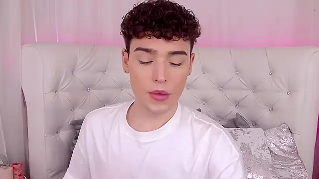 RobbyCharming online show from 09-20-25, 03:44