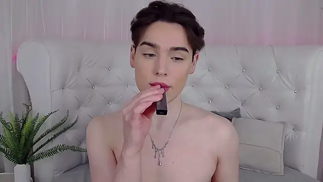 Snapshot of RobbyCharming chatting on 03-20-26, 04:24 RobbyCharming online show from 03-20-26, 04:24