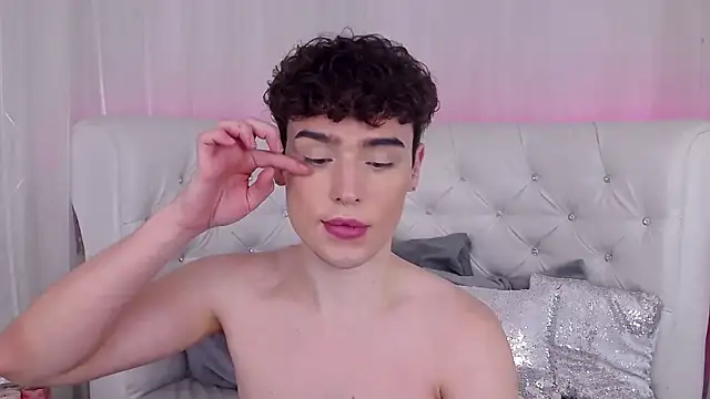 RobbyCharming online show from 10-15-25, 03:38