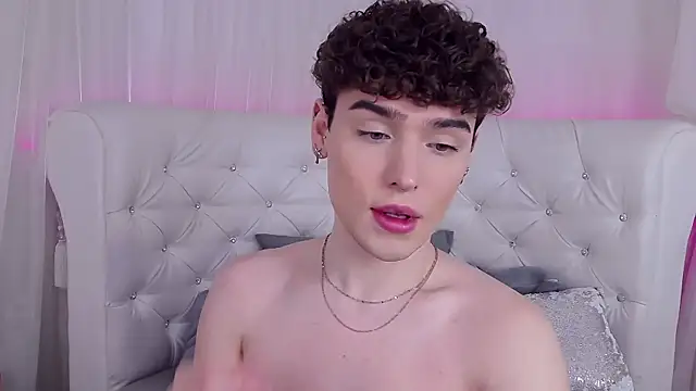 Snapshot of RobbyCharming chatting on 12-04-25, 03:49 RobbyCharming online show from 12-04-25, 03:49