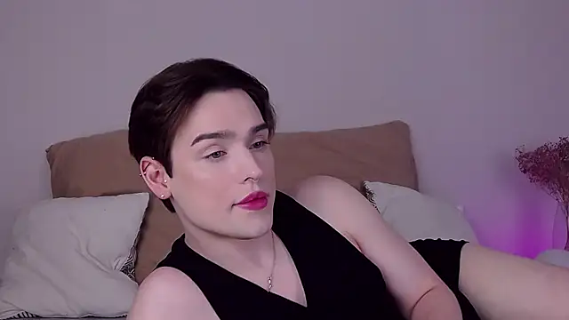 Snapshot of RobbyCharming chatting on 06-13-26, 07:39 RobbyCharming online show from 06-13-26, 07:39