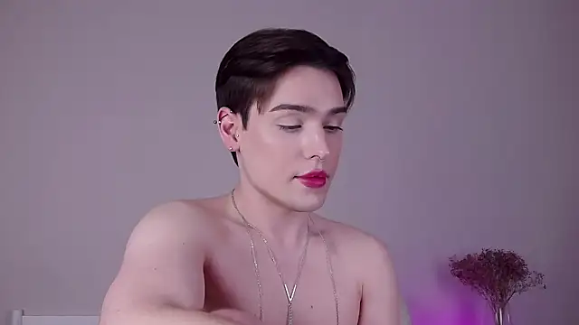 Snapshot of RobbyCharming chatting on 06-27-26, 12:22 RobbyCharming online show from 06-27-26, 12:22