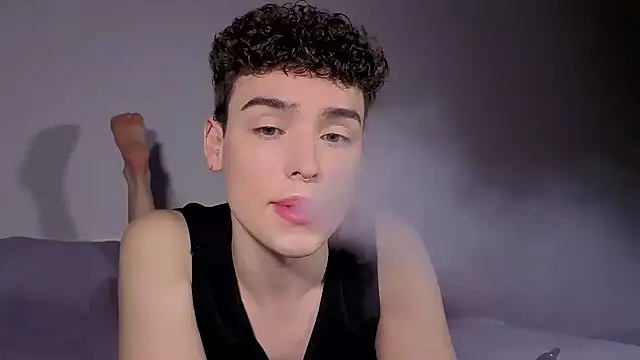 RobbyCharming online show from 09-19-25, 03:43
