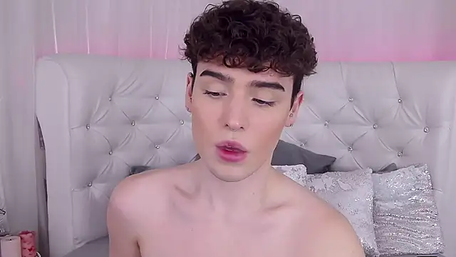 RobbyCharming online show from 10-19-25, 03:53