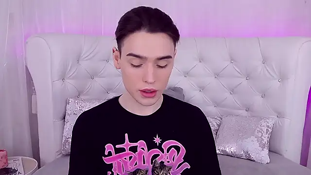 RobbyCharming online show from 03-09-25, 07:48