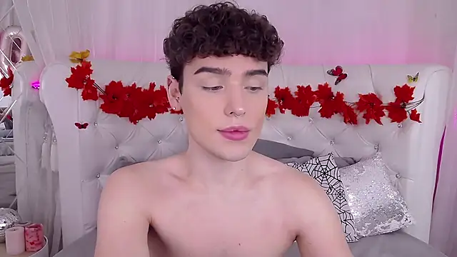 Snapshot of RobbyCharming chatting on 10-26-25, 03:40 RobbyCharming online show from 10-26-25, 03:40