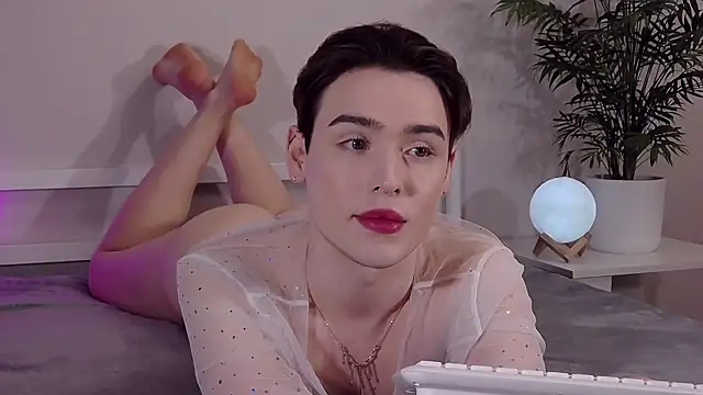 Snapshot of RobbyCharming chatting on 05-09-26, 04:49 RobbyCharming online show from 05-09-26, 04:49