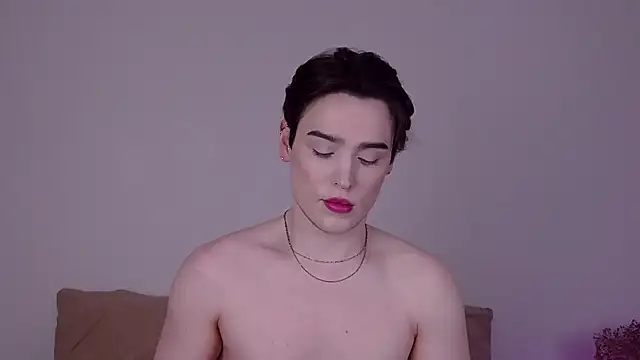 Snapshot of RobbyCharming chatting on 06-18-26, 07:40 RobbyCharming online show from 06-18-26, 07:40