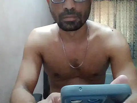 Snapshot of sexx4 chatting on 05-08-26, 09:46 sexx4 online show from 05-08-26, 09:46