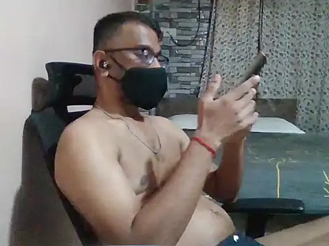 Snapshot of sexx4 chatting on 05-05-26, 10:35 sexx4 online show from 05-05-26, 10:35