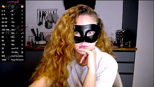 BubbbleGumm online show from 11-27-25, 02:17