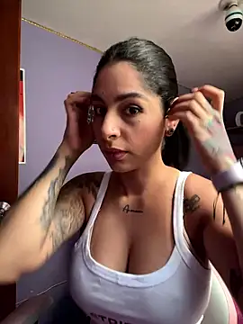 charlotte stevenss  online show from 01-15-26, 03:15