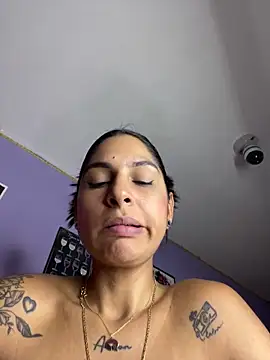 Snapshot of charlotte_stevenss_ chatting on 03-05-25, 08:21 charlotte stevenss online show from 03-05-25, 08:21