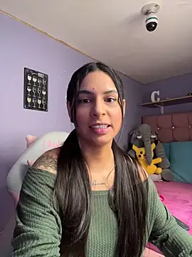 Snapshot of charlotte_stevenss_ chatting on 09-14-25, 02:39 charlotte stevenss online show from 09-14-25, 02:39