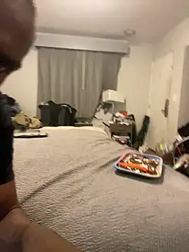 Snapshot of mayywetter chatting on 03-13-26, 06:29 mayywetter online show from 03-13-26, 06:29