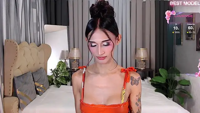 Snapshot of Unforttable_Anisha chatting on 03-18-25, 02:39 Unforttable Anisha online show from 03-18-25, 02:39